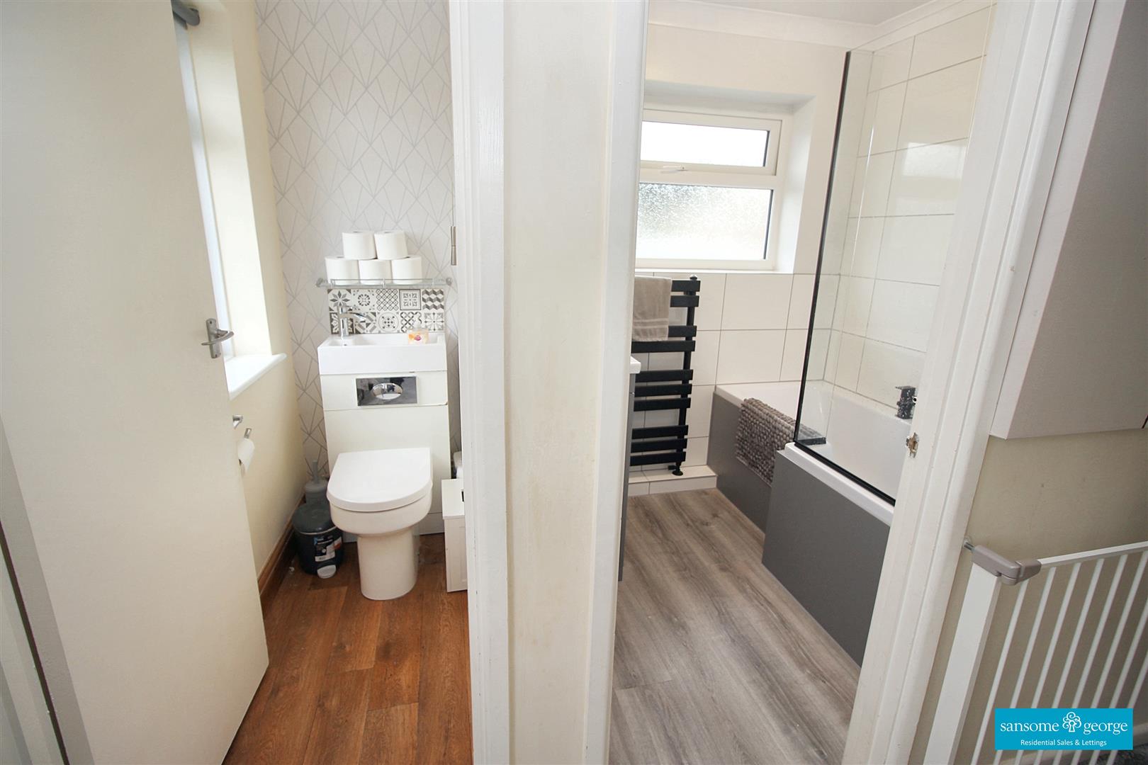 Robin Way, Tilehurst, Reading